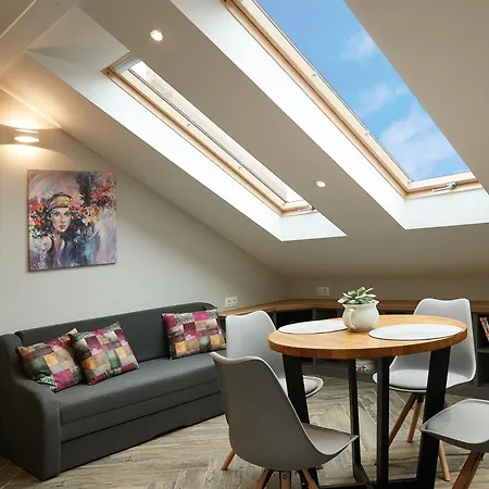 Lofty - 1 Bedroom In The Heart Of *