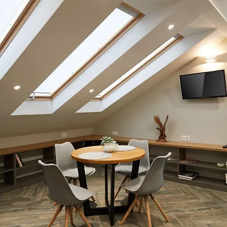 Lofty - 1 Bedroom In The Heart Of 아파트 소피아