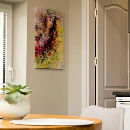 Lofty - 1 Bedroom In The Heart Of By Flat Manаger * Sofie