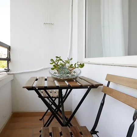 Apartmán Lofty - 1 Bedroom In The Heart Of By Flat Manаger